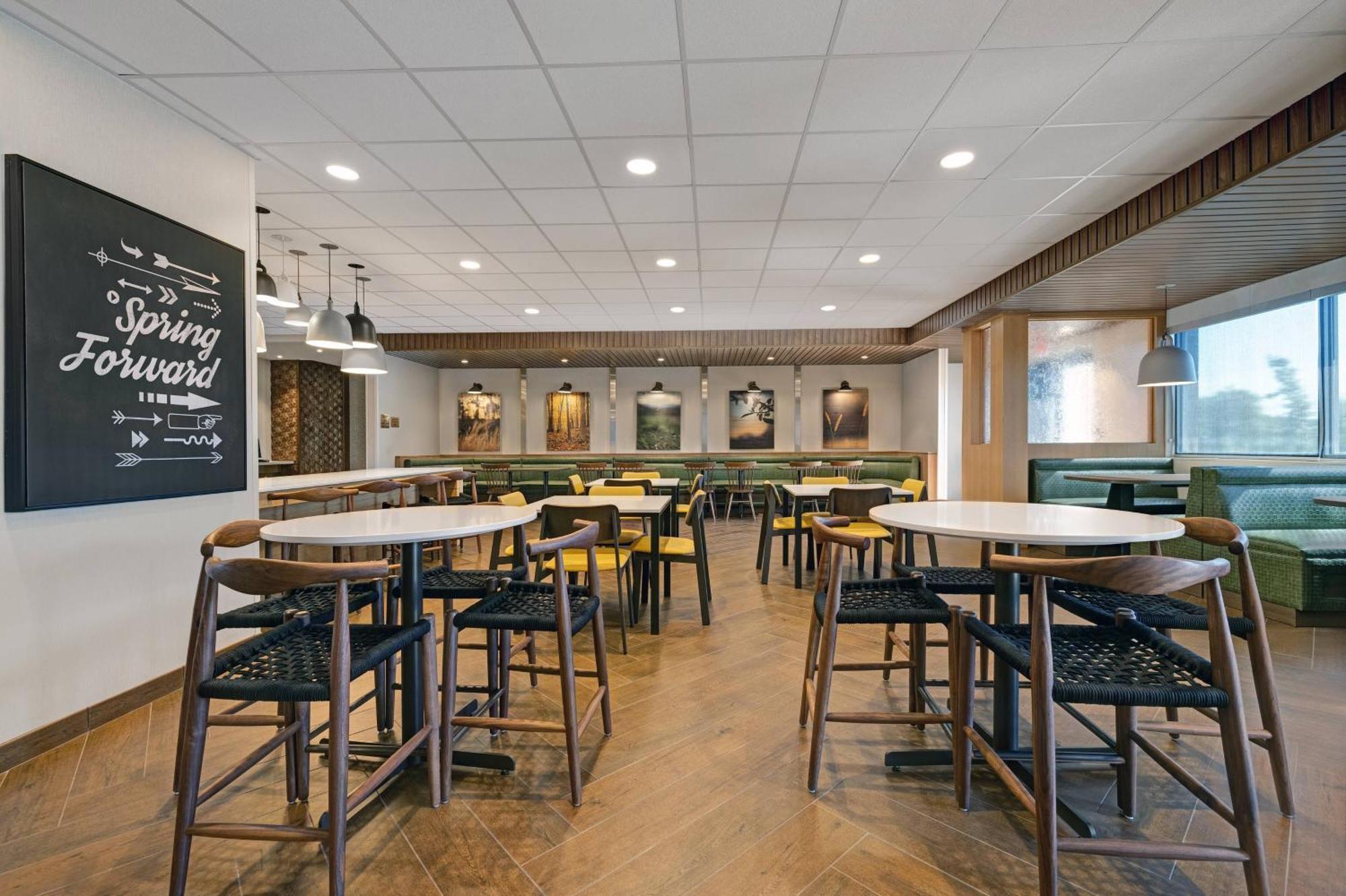 Fairfield Inn & Suites By Marriott Milwaukee Brookfield Ngoại thất bức ảnh